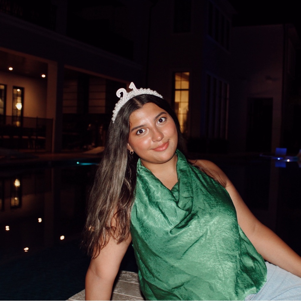 Meet your Posher, Sofia